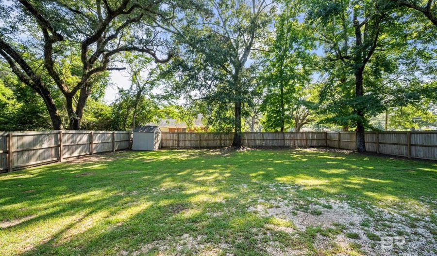 400 Collier Ave, Bay Minette, AL 36507 - 3 Beds, 2 Bath