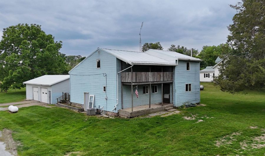 8595 E Metz, Angola, IN 46703 - 4 Beds, 1 Bath