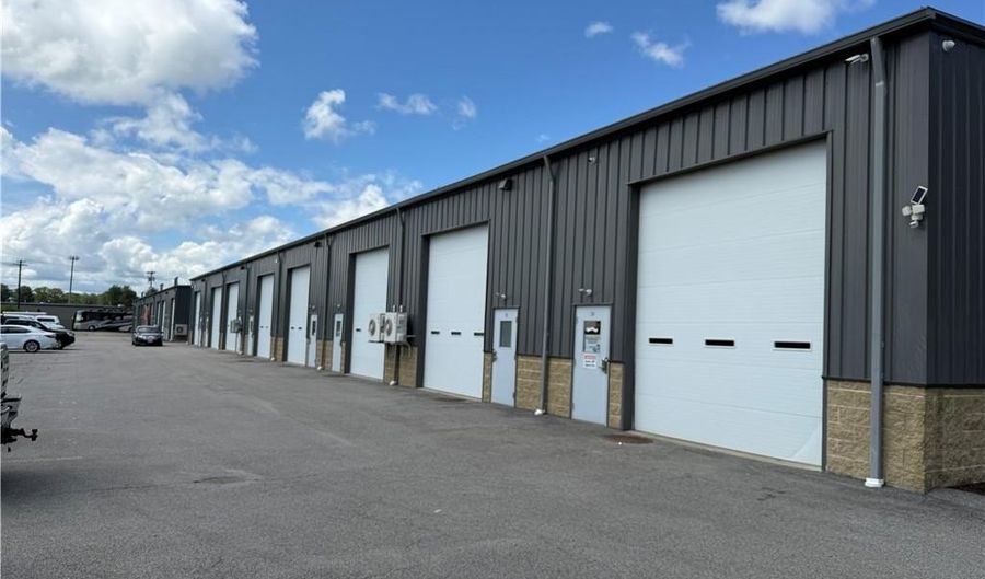 345 Compass Circle Unit 20 & 21 20 & 21, North Kingstown, RI 02852 - 0 Beds, 0 Bath