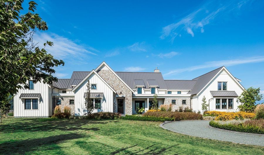 2713 S Forty Ln, Adel, IA 50003 - 5 Beds, 5 Bath