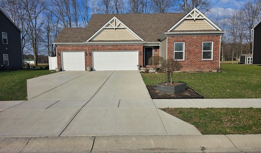 263 Abby Ln, Batesville, IN 47006 - 3 Beds, 2 Bath