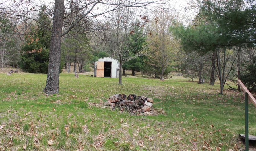 2590 14th Ct, Adams, WI 53910 - 2 Beds, 2 Bath