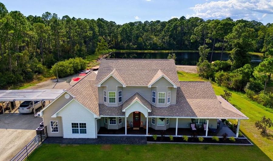 176 Jule St, Apalachicola, FL 32320 - 5 Beds, 2 Bath