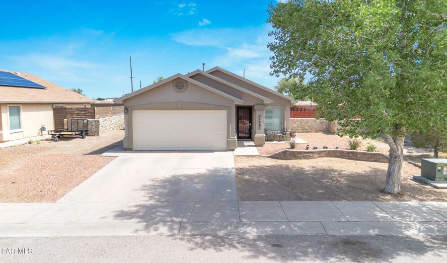 11461 FLOR LIATRIS Dr, Socorro, TX 79927 - 3 Beds, 2 Bath