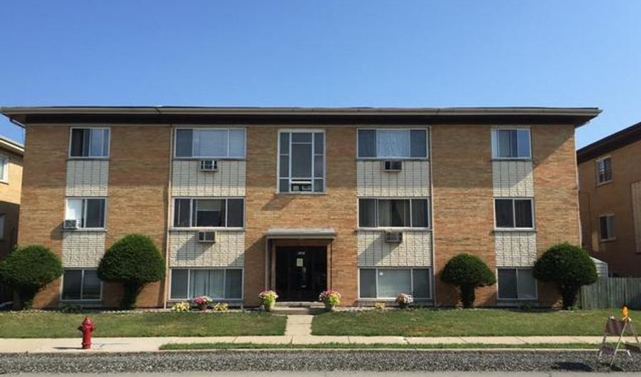 8260 Oconnor Dr 2NW, River Grove, IL 60171 - 2 Beds, 1 Bath