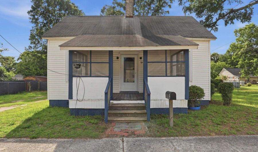 19 Geer St, Belton, SC 29627 - 2 Beds, 1 Bath