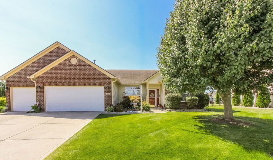2911 Kaskaskia Way, Indianapolis, IN 46217 - 3 Beds, 2 Bath