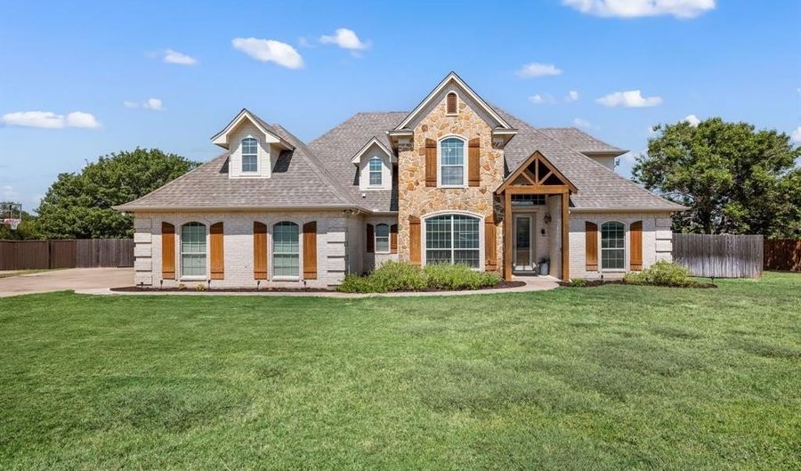 3409 Foot Hills Dr, Weatherford, TX 76087 - 3 Beds, 3 Bath