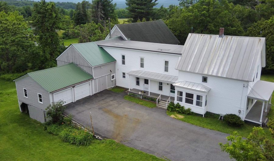 144 W Cobble Hill Rd, Barre, VT 05641 - 4 Beds, 2 Bath