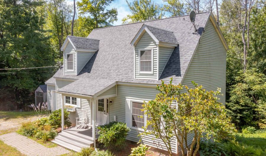 13 Ryder Rd, Campton, NH 03223 - 2 Beds, 3 Bath