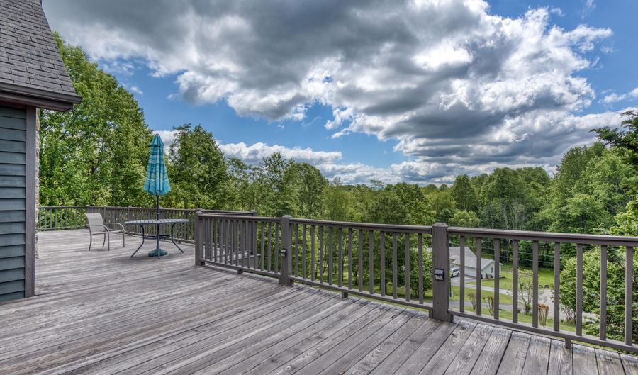 14346 White Top Vw, Abingdon, VA 24210 - 3 Beds, 4 Bath