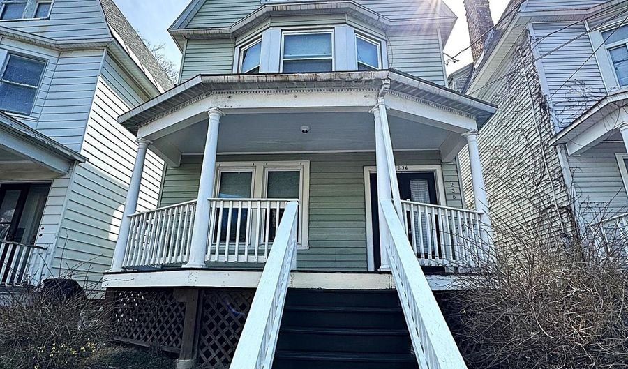 236 Quail St, Albany, NY 12203 - 5 Beds, 2 Bath