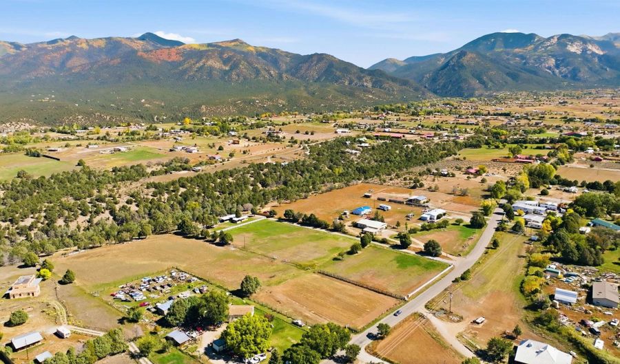 11 B Camino De Adelaida, Arroyo Seco, NM 87514 - 0 Beds, 0 Bath