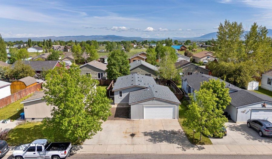 157 W Magnolia, Belgrade, MT 59714 - 3 Beds, 2 Bath