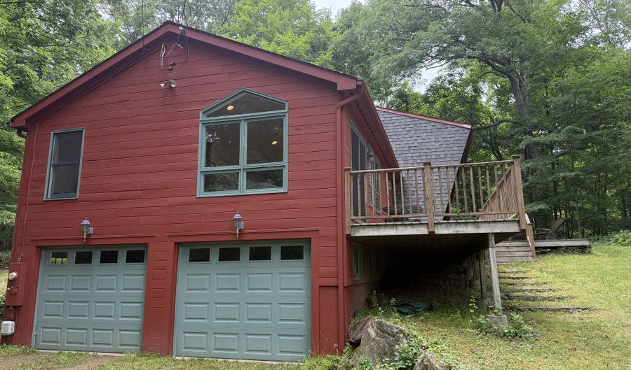 456 Babcock Hill Rd, Coventry, CT 06238 - 2 Beds, 2 Bath