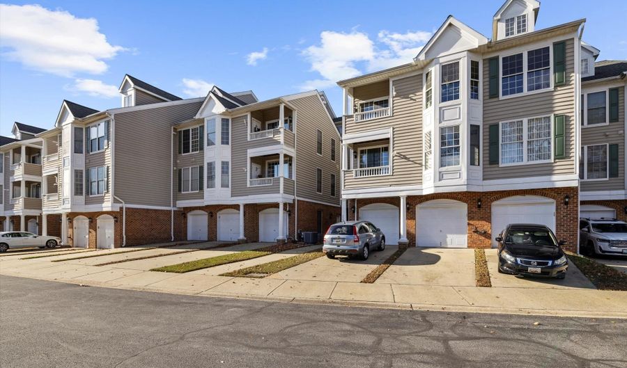 2004 PEGGY STEWART Way 204, Annapolis, MD 21401 - 2 Beds, 2 Bath