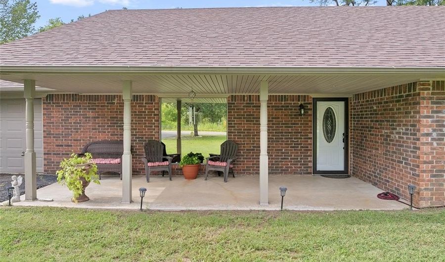 3209 Myall St, Ardmore, OK 73401 - 2 Beds, 2 Bath