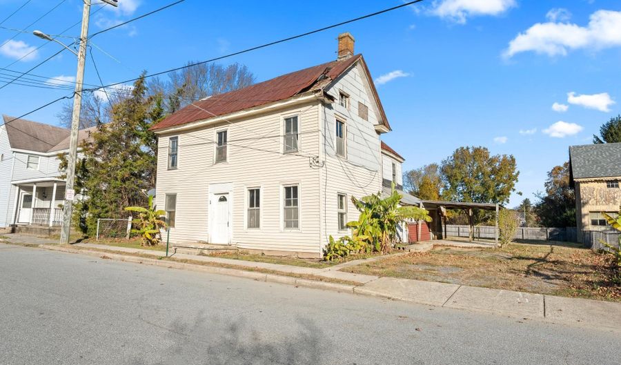 1 SAINT AGNES St, Frederica, DE 19946 - 4 Beds, 1 Bath