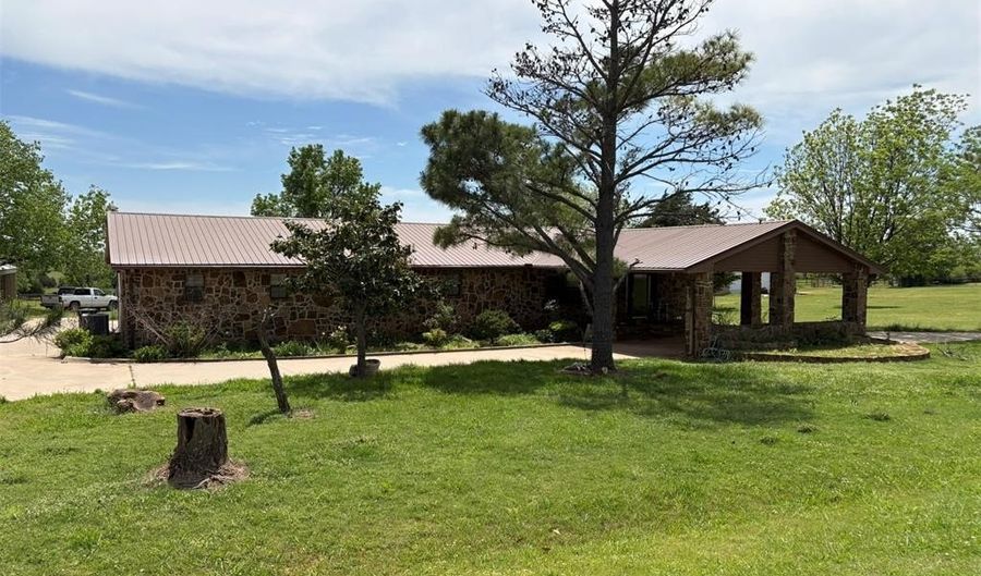 41693 Highway 59, Asher, OK 74826 - 2 Beds, 2 Bath