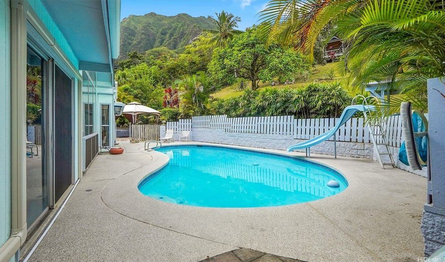 46-046 Puulau Pl, Kaneohe, HI 96744 - 5 Beds, 2 Bath