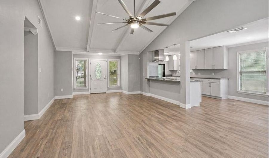 15616 Council Ave, Baton Rouge, LA 70817 - 3 Beds, 2 Bath