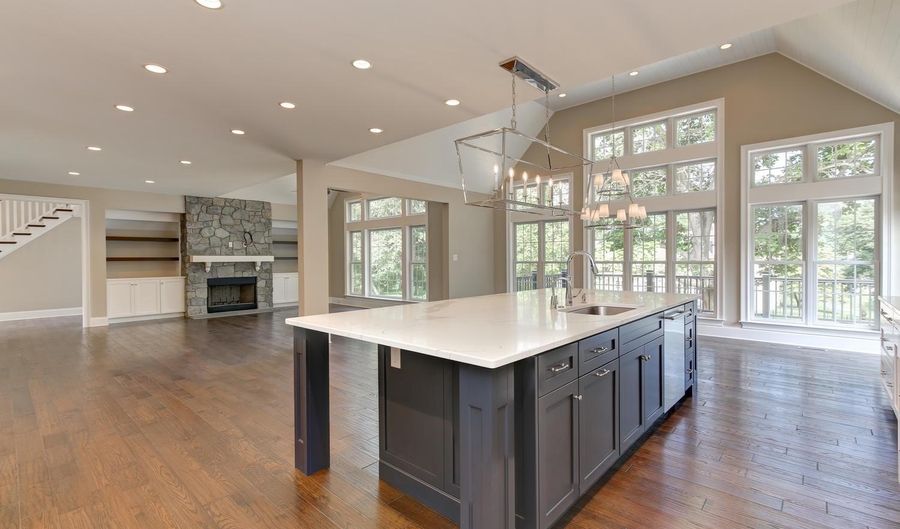 42 CLOUDS Way, Hockessin, DE 19707 - 5 Beds, 6 Bath