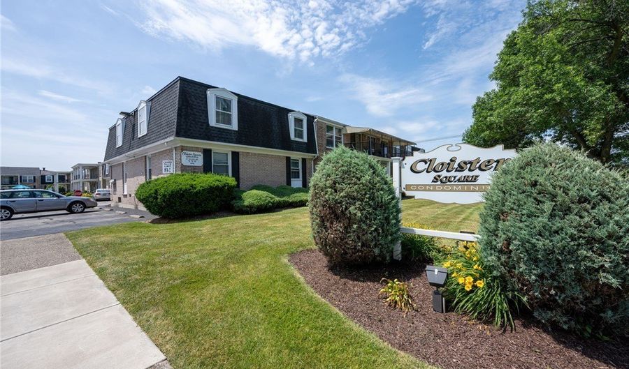 65 Henel Ave 4, Amherst, NY 14226 - 2 Beds, 2 Bath