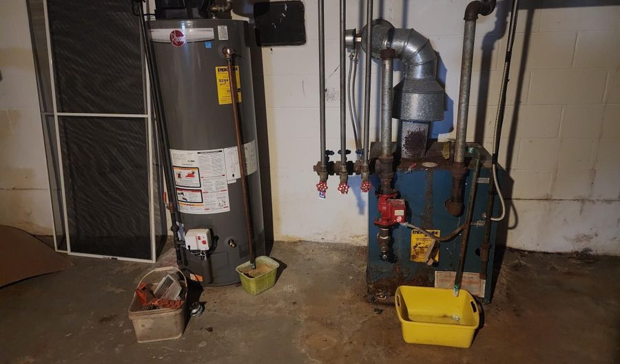 42 S EDGEHILL Ave, Dover, DE 19901 - 4 Beds, 2 Bath