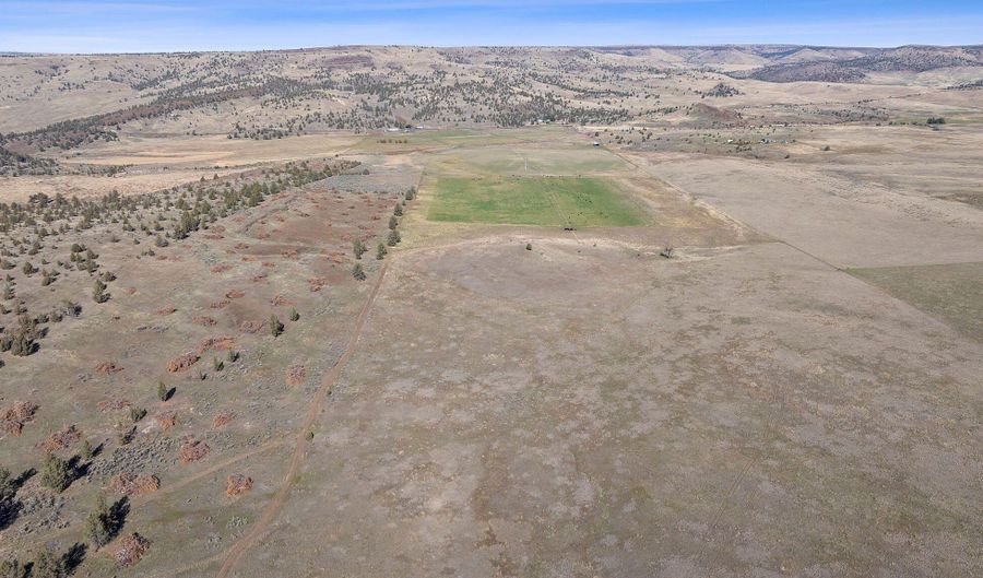 91355 HWY 293, Antelope, OR 97001 - 3 Beds, 2 Bath