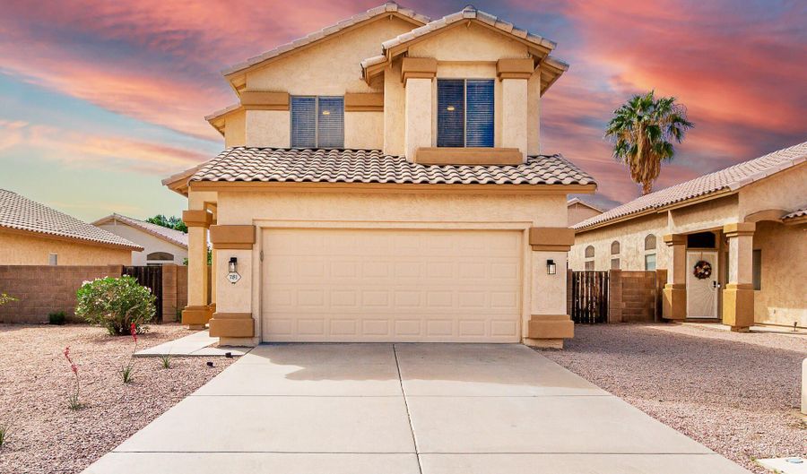 781 E ELGIN St, Chandler, AZ 85225 - 3 Beds, 4 Bath