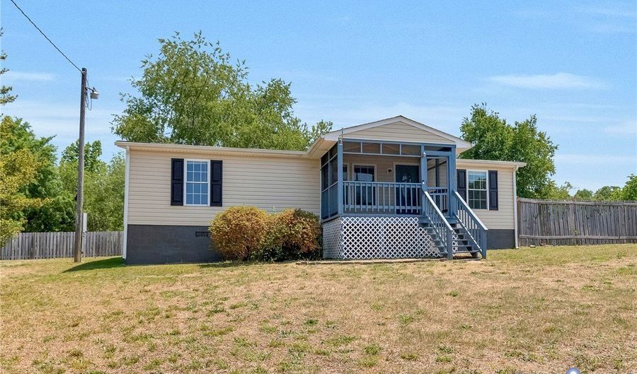 2100 Mitchells Mill Rd, Aylett, VA 23009 - 3 Beds, 2 Bath
