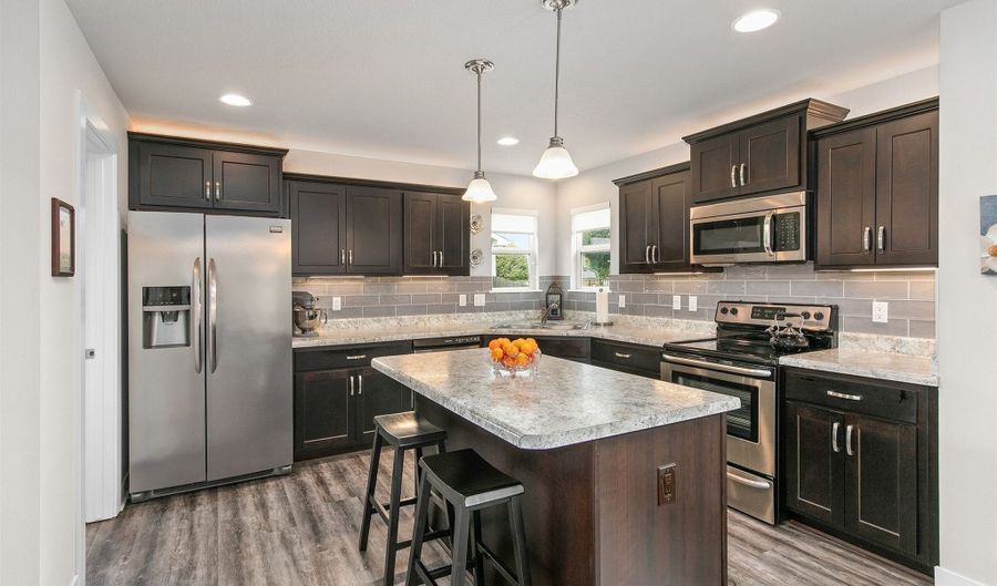 1605 2nd St NW, Altoona, IA 50009 - 3 Beds, 3 Bath