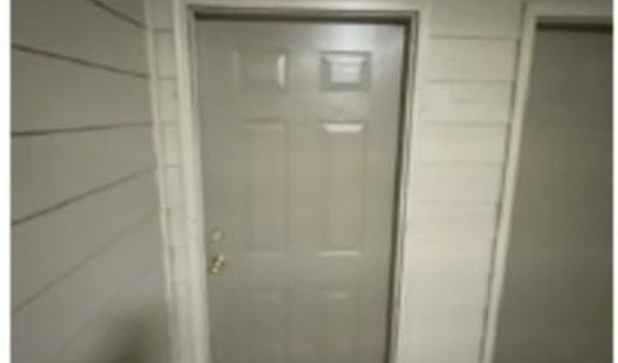 730 W MAGNOLIA Ave, Auburn, AL 36832 - 4 Beds, 4 Bath