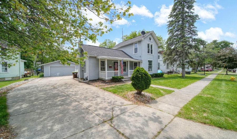 603 Company, Adrian, MI 49221 - 3 Beds, 2 Bath