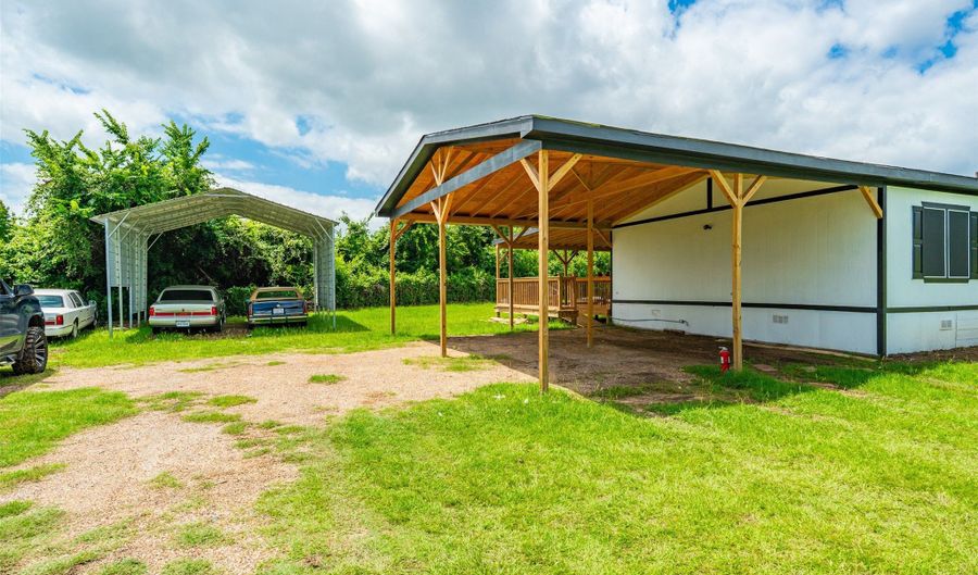 4626 E Renfro St, Alvarado, TX 76009 - 3 Beds, 2 Bath