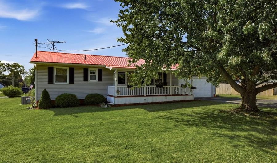 919 Masters Ave, Ashland, OH 44805 - 2 Beds, 1 Bath