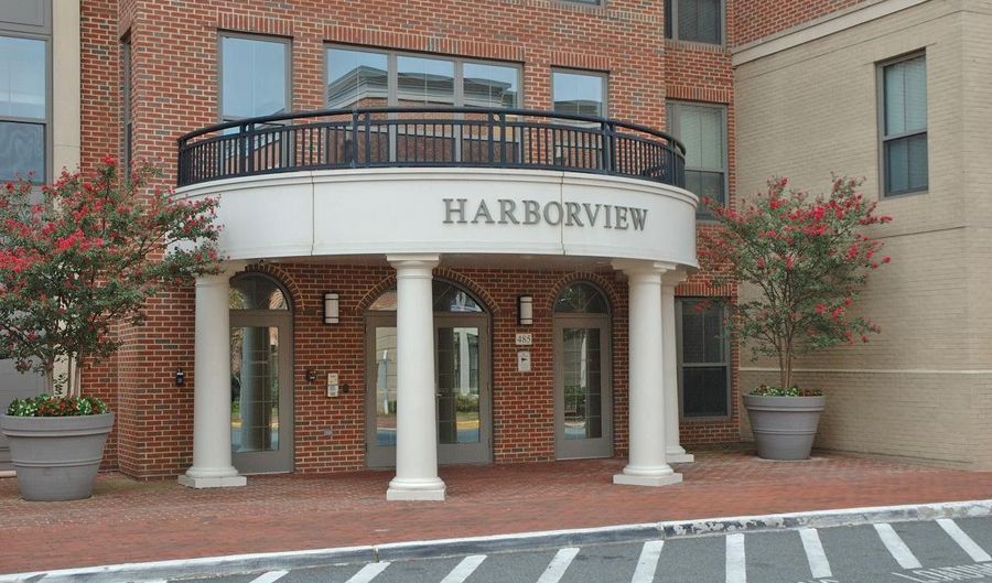 485 HARBOR SIDE St 801, Woodbridge, VA 22191 - 2 Beds, 2 Bath