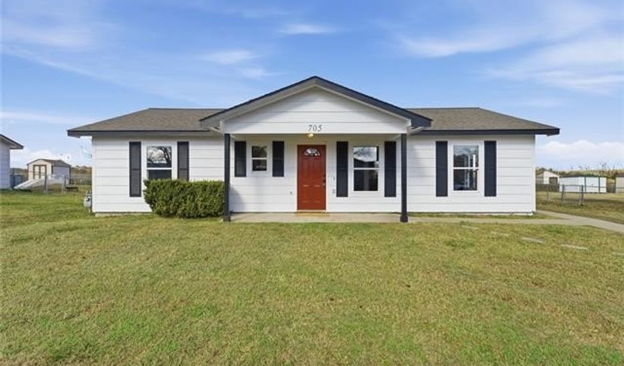 705 Palmetto Rd, Bartlesville, OK 74003 - 3 Beds, 2 Bath