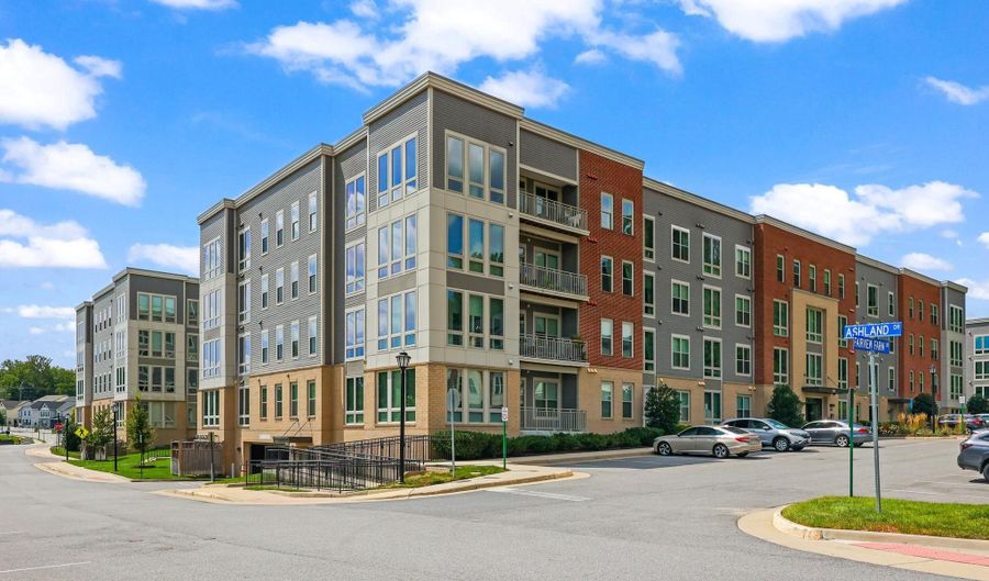6101 FAIRVIEW FARM Dr 408, Alexandria, VA 22315 - 2 Beds, 2 Bath