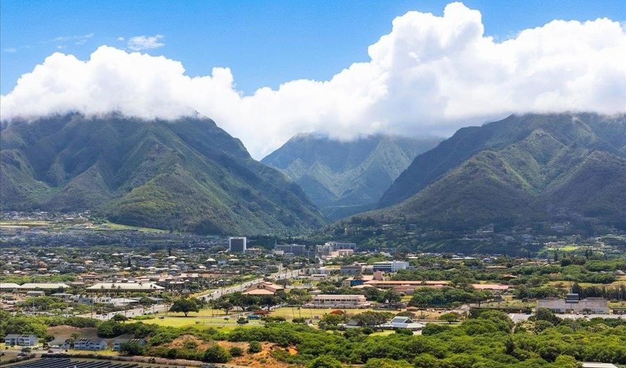 111 KAHULUI BEACH Rd D117, Kahului, HI 96732 - 2 Beds, 2 Bath
