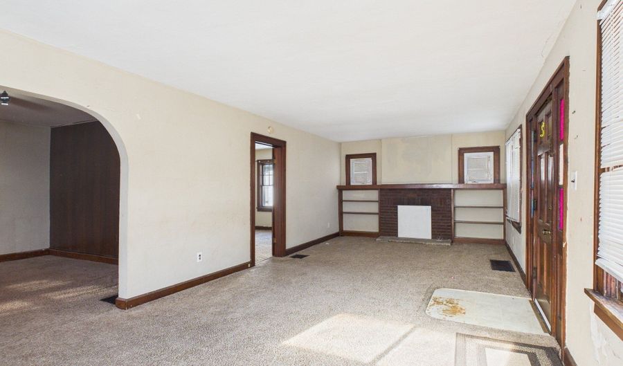 1525 Noble St, Anderson, IN 46016 - 2 Beds, 1 Bath