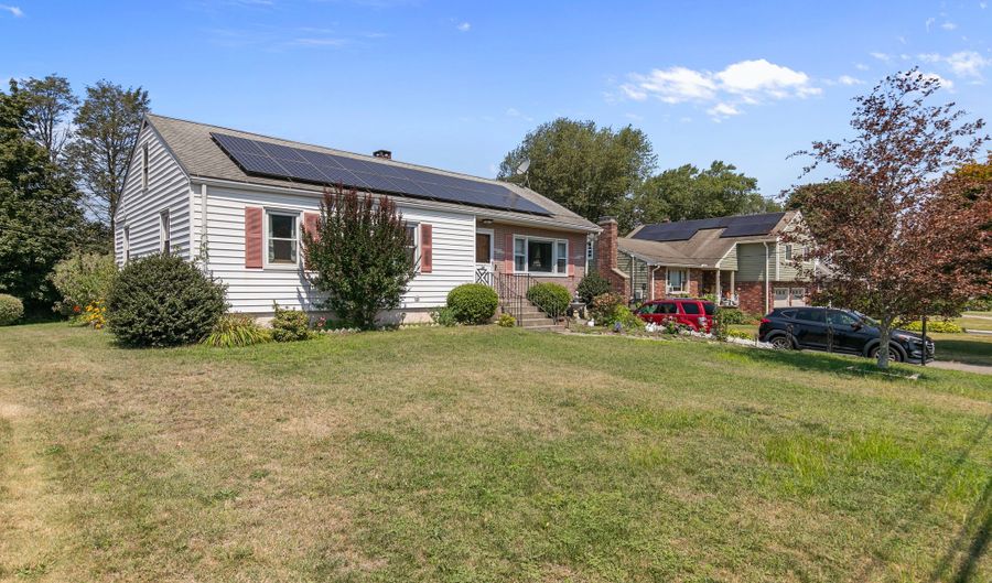 24 N Coe Ln, Ansonia, CT 06401 - 3 Beds, 2 Bath
