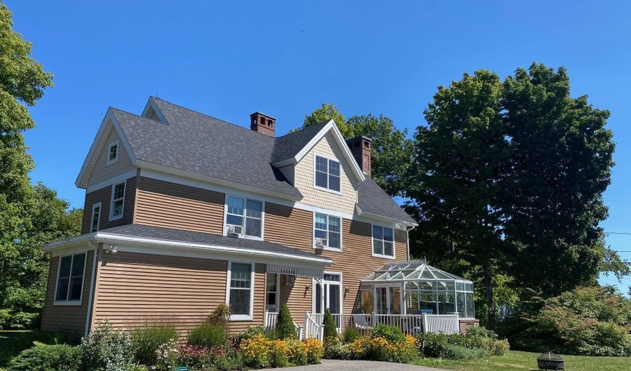 2 Mountain Ave, Bar Harbor, ME 04609 - 7 Beds, 4 Bath