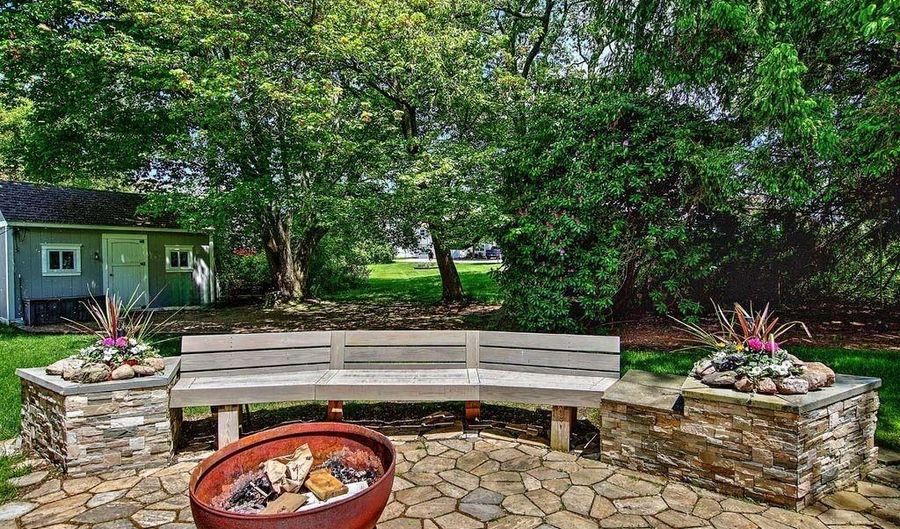 46 Channing Rd, Narragansett, RI 02882 - 4 Beds, 3 Bath