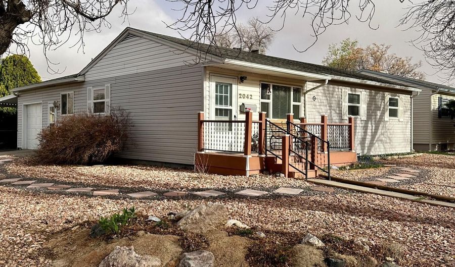 2042 N 22nd St, Grand Junction, CO 81501 - 3 Beds, 2 Bath