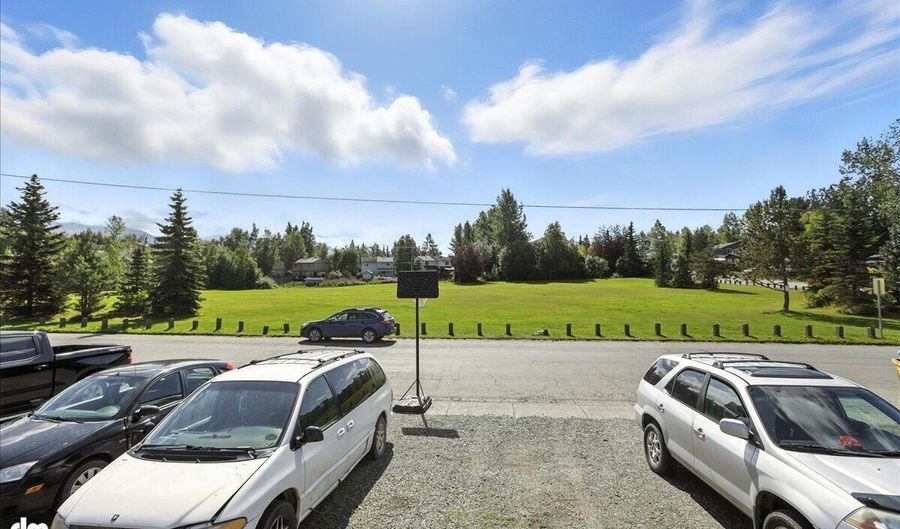 7313 Peck Ave, Anchorage, AK 99504 - 12 Beds, 6 Bath