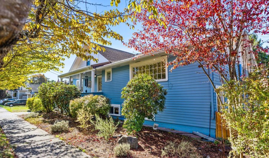 1420 PARK Ter, Albany, OR 97321 - 5 Beds, 3 Bath