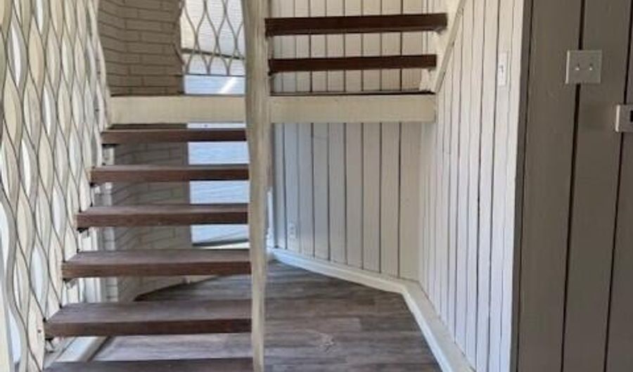 485 Ruella Ave, Bay St. Louis, MS 39520 - 3 Beds, 1 Bath