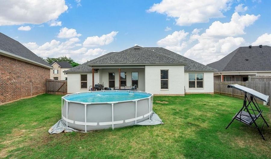 37 Crowder Dr, Benton, LA 71006 - 4 Beds, 3 Bath