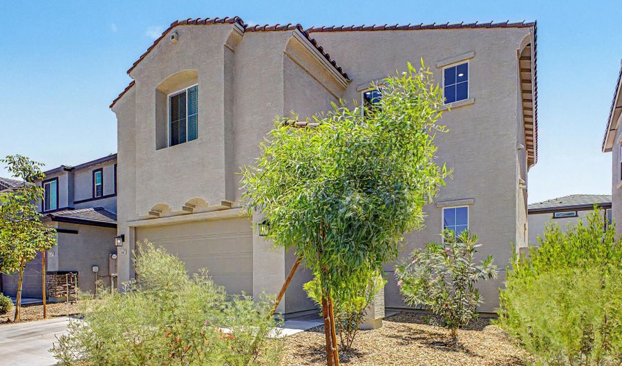 2667 E BLUFF SPRING Ave, Apache Junction, AZ 85119 - 4 Beds, 3 Bath